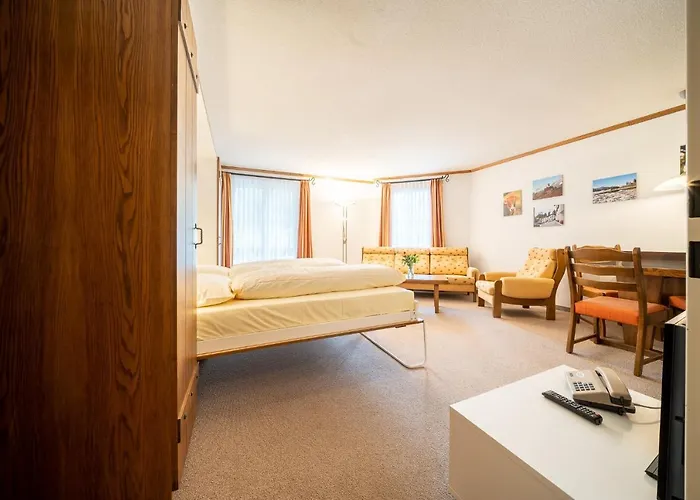 6304 Preislich Attraktives Mit Suedbalkon Am Wanderweg *